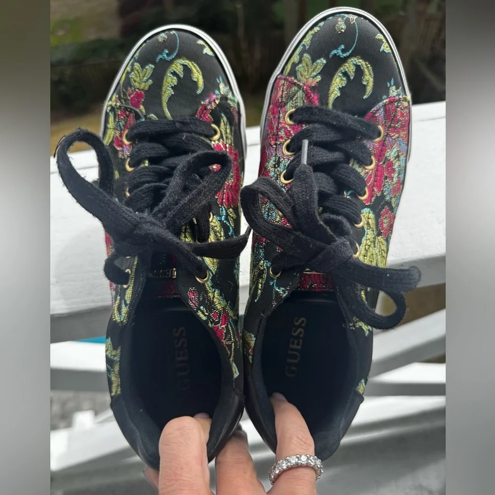 Guess Black Sneakers with Floral brocade Asian inspired Accents 8 - Picture 12 of 12